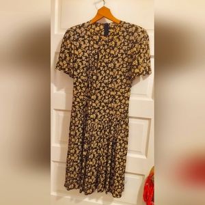 Vintage Giorgio Armani dress, size 6, tan, and brown, with pockets